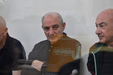 Müharibə dövründə Azərbaycanın cəbhə xəttindən uzaq şəhərlərinin bombalanması əmrinin Ermənistanın siyasi-hərbi rəhbərliyi tərəfindən verilməsi məhkəmədə bir daha təsdiqlənib (FOTO)