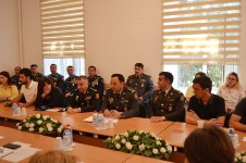 Müdafiə Nazirliyində media və QHT nümayəndələri ilə görüş keçirilib (FOTO)