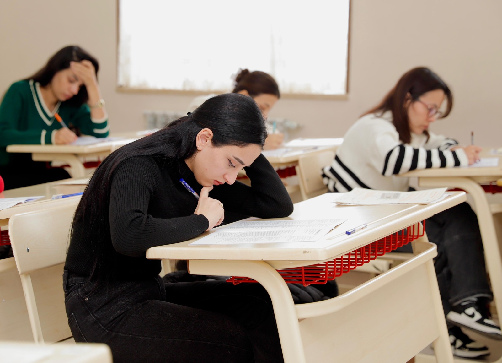 Bu qurumun əməkdaşları dövlət qulluğunda fəaliyyətin davam etdirilməsi üzrə imtahanlarda liderdirlər