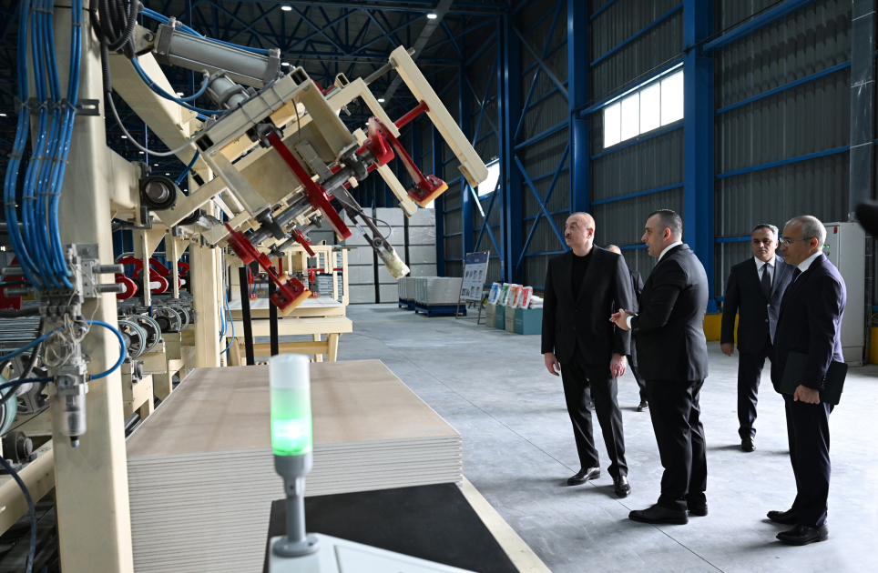 Prezident İlham Əliyev Goranboyda tikinti materialları istehsalı müəssisəsinin açılışında iştirak edib (FOTO) (YENİLƏNİB)