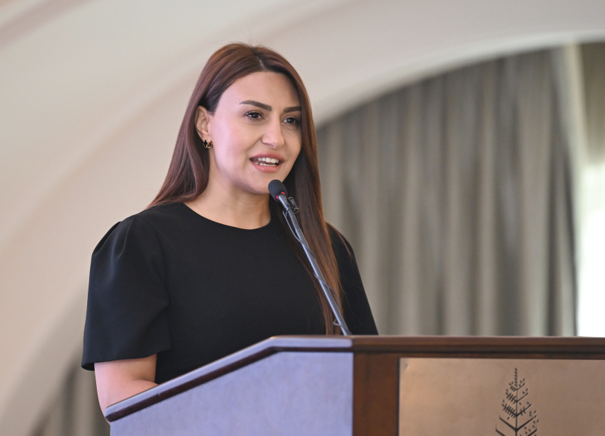 Heydər Əliyev Fondunun vitse-prezidenti Leyla Əliyeva “Gənc qızların təhsilinə dəstək” layihəsi iştirakçılarının məzun günündə iştirak edib (FOTO)