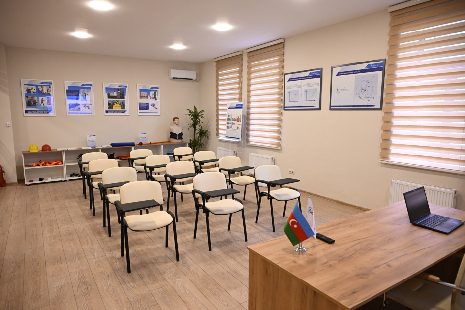 Prezidenti İlham Əliyev “Yevlax” qovşaq yarımstansiyasının, Regional Təlim-Tədris və Laboratoriya Mərkəzinin açılışında iştirak edib (FOTO) (YENİLƏNİB)