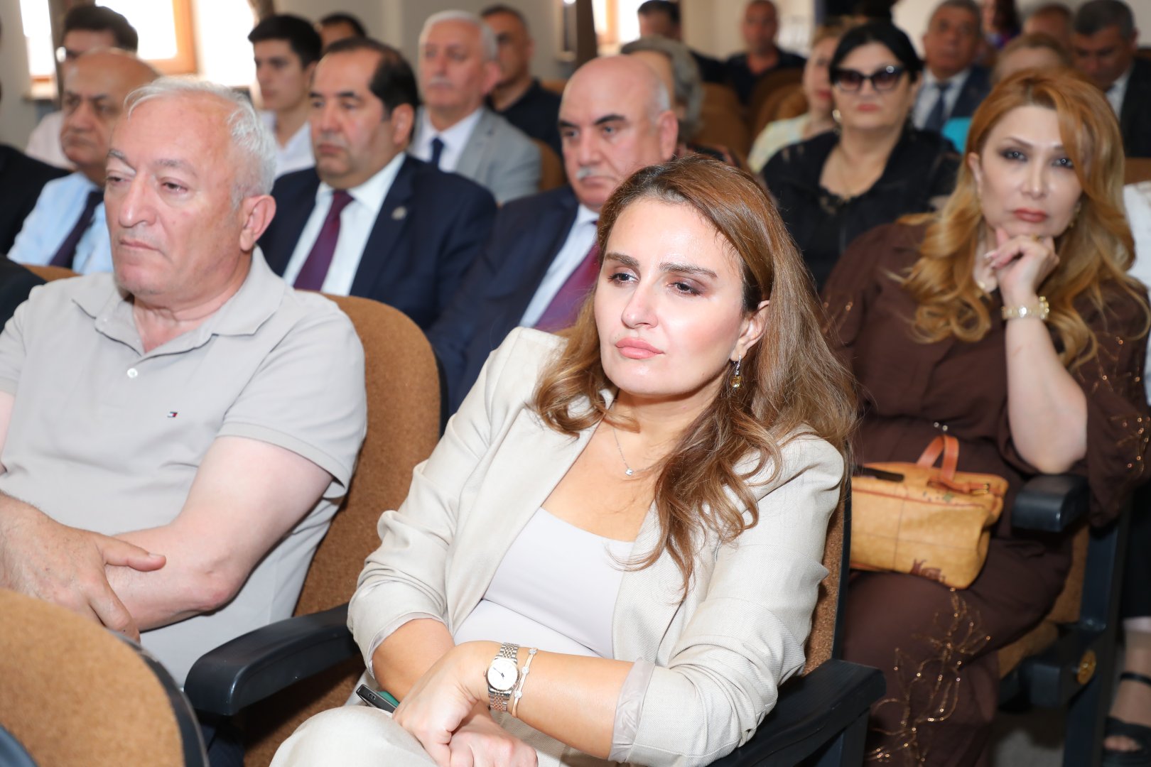 Ermənistandan zorla çıxarılan azərbaycanlıların qayıdış hüququ ətrafında fikir mübadiləsi aparılıb (FOTO)