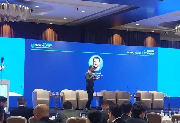 Azərbaycanda elektron ticarətin böyük potensialı var - Yevgeniy Lisynak