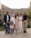 Heydər Əliyev Fondunun vitse-prezidenti Leyla Əliyeva və Bakı Media Mərkəzinin rəhbəri Arzu Əliyeva Xızıda “Gənc arıçı” layihəsinin iştirakçısı ilə görüşüb (FOTO)
