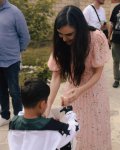 Heydər Əliyev Fondunun vitse-prezidenti Leyla Əliyeva və Bakı Media Mərkəzinin rəhbəri Arzu Əliyeva Xızıda “Gənc arıçı” layihəsinin iştirakçısı ilə görüşüb (FOTO)