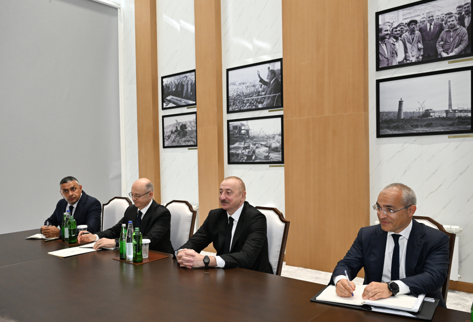 Prezident İlham Əliyev Mingəçevirdə İtaliyanın şirkətlər və “Made in Italy” nazirinin başçılıq etdiyi nümayəndə heyətini qəbul edib (YENİLƏNİB) (FOTO)