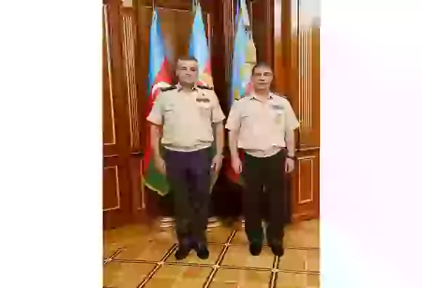 Zakir Həsənov MN-in ali hərbi rütbələr verilən hərbi qulluqçuları ilə görüşdü (FOTO)
