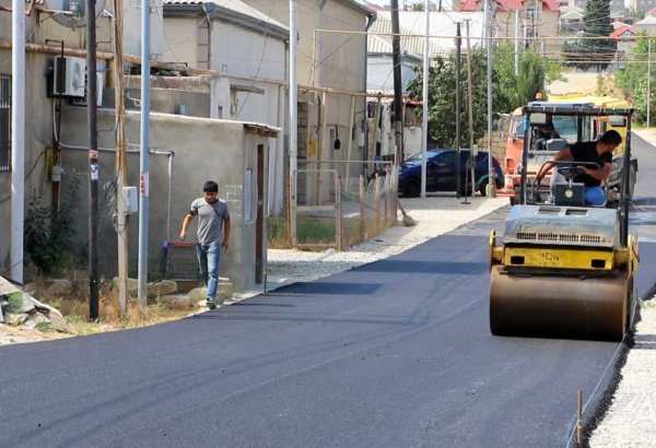 Hökməli qəsəbəsində şəhid Zülfüqar Qubatov küçəsinin təmiri yekunlaşmaq üzrədir (FOTO/VİDEO)