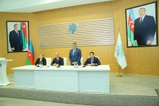 Milli Məclisin və Vəkillər Kollegiyasının təşəbbüsü ilə Binəqədidə aztəminatlı ailələrə hüquqi yardım aksiyası keçirilib (FOTO)