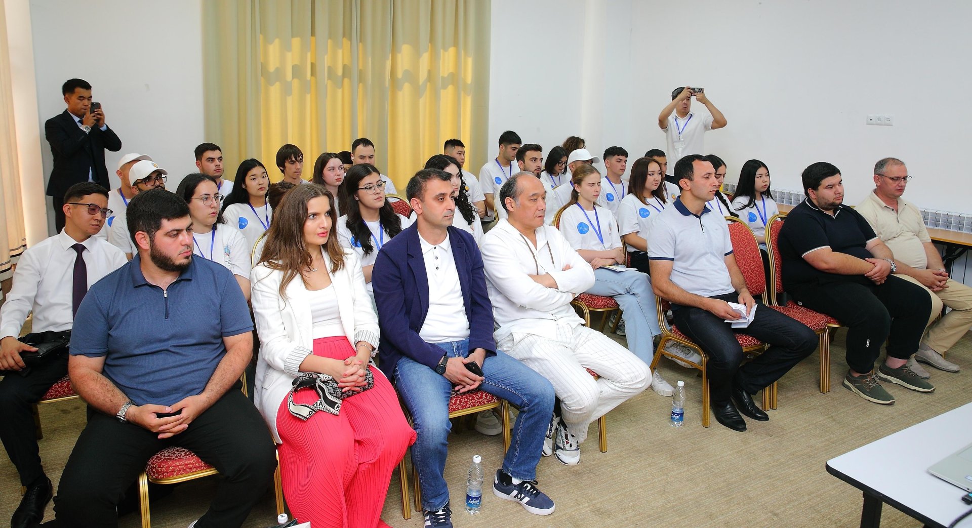 Qırğızıstanda Mədəniyyətlərarası ilk Gənclər Düşərgəsi keçirilib (FOTO)