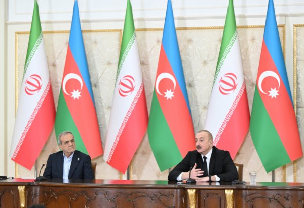 Prezident İlham Əliyevlə Məsud Pezeşkian arasında telefon söhbəti olub