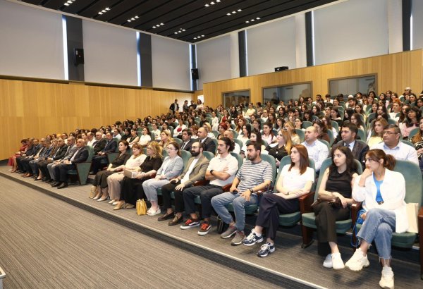 UNEC-də layihə əsaslı öyrənməyə keçid: Dizayn təhsilində yeni mərhələ (FOTO)
