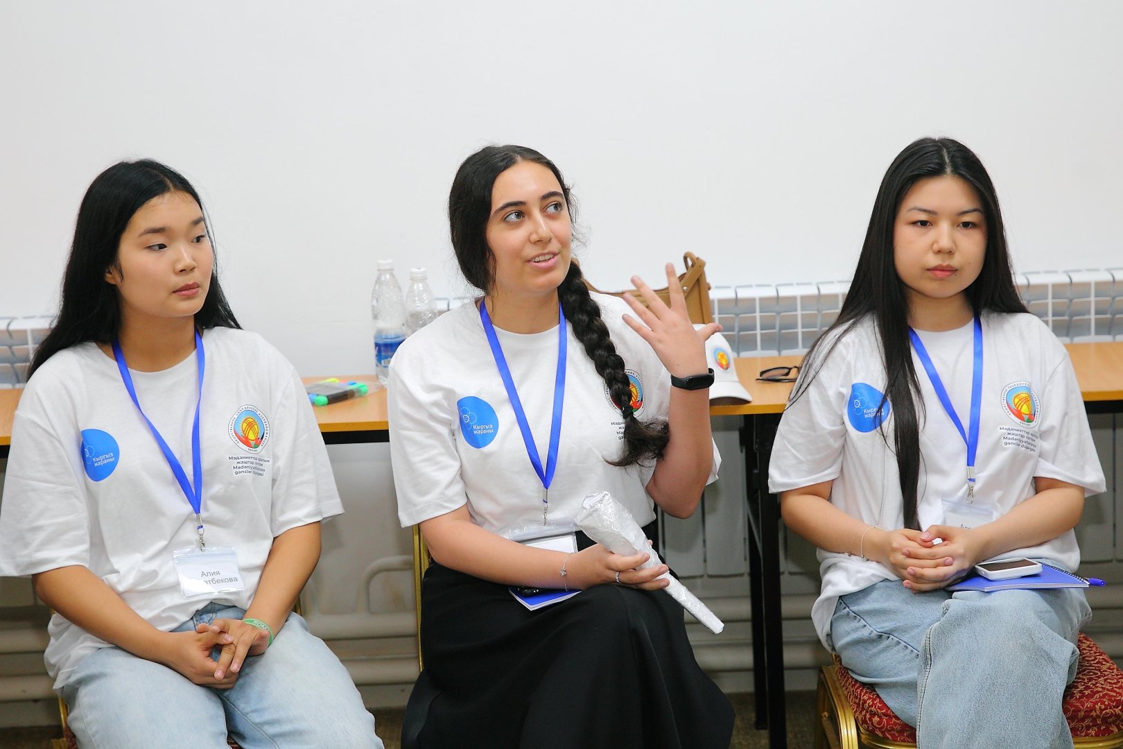 Qırğızıstanda Mədəniyyətlərarası ilk Gənclər Düşərgəsi keçirilib (FOTO)