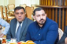 AZAL Azərbaycan Turizm Agentlikləri Assosiasiyasının üzvləri üçün işgüzar səhər yeməyi təşkil edib (FOTO)