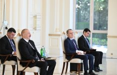 Prezident İlham Əliyev İranın Azərbaycanda yeni təyin olunmuş səfirinin etimadnaməsini qəbul edib (FOTO)