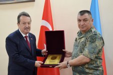 Türkiyə MMU-nun nümayəndə heyəti Quru Qoşunları Komandanlığını ziyarət edib (FOTO)