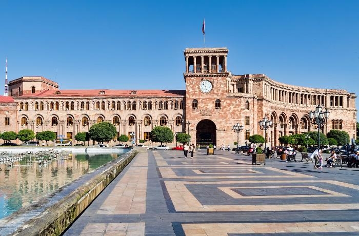 Ermənistanın güclü lobbi fəaliyyəti bu ölkəyə qarşı daha yumşaq mövqeyi şərtləndirir - ŞƏRH