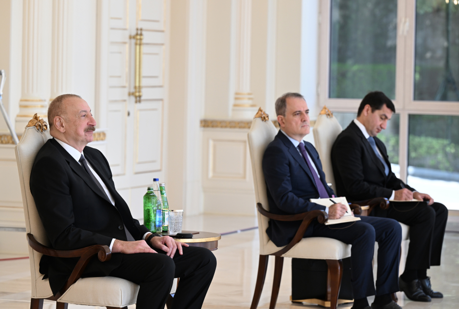 Prezident İlham Əliyev Polşanın ölkəmizdə yeni təyin olunmuş səfirinin etimadnaməsini qəbul edib (FOTO/VİDEO)