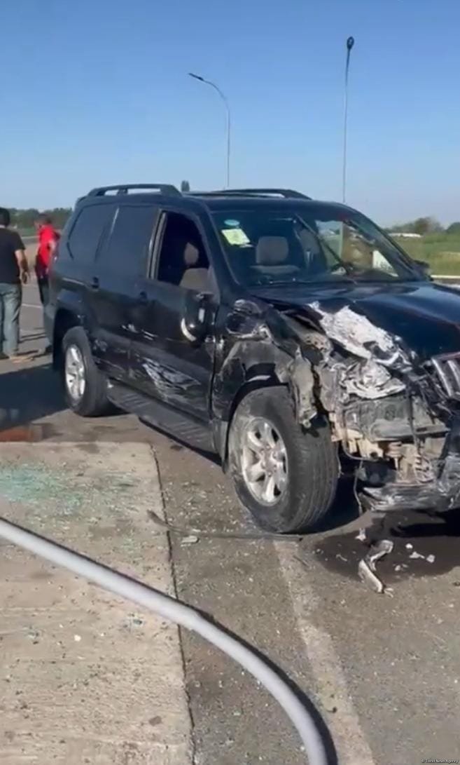 Füzulidə yanacaqdoldurma məntəqəsində iki minik maşını toqquşub (FOTO)