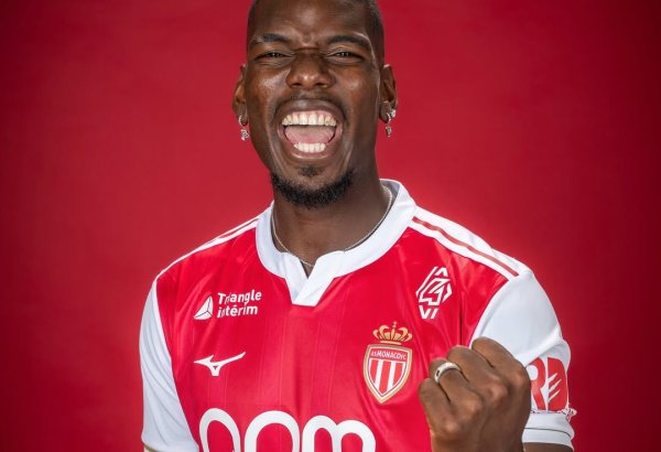 Poqba 14 ay sonra ilk dəfə meydana çıxıb