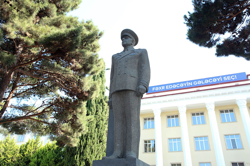 Heydər Əliyev adına Hərbi İnstitutun buraxılış mərasimi keçirilib (FOTO/VİDEO)