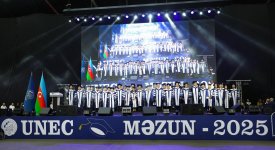 UNEC-dən 6 mindən çox tələbə məzun olub (FOTO)