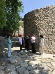 İsmayıllıda alban tayfalarına aid qəbiristanlıqlar, ibadətgah qalıqları və məişətə dair materiallar aşkarlanıb (FOTO)