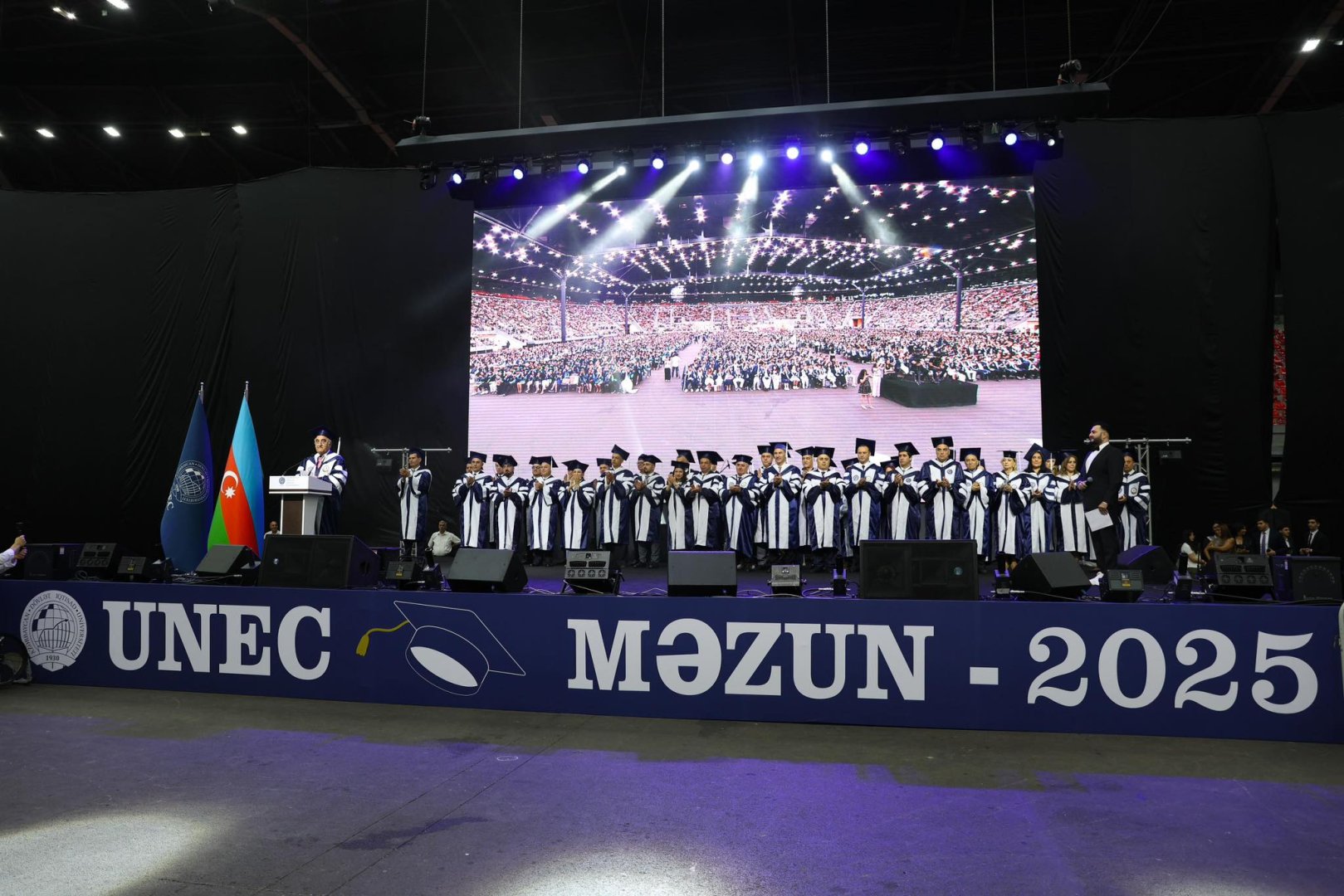 UNEC-dən 6 mindən çox tələbə məzun olub (FOTO)