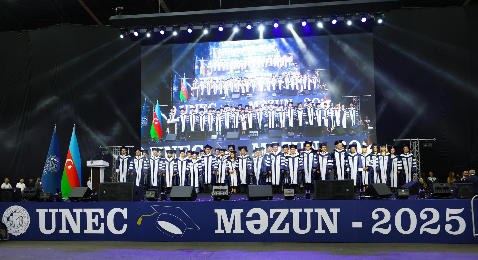UNEC-dən 6 mindən çox tələbə məzun olub (FOTO)