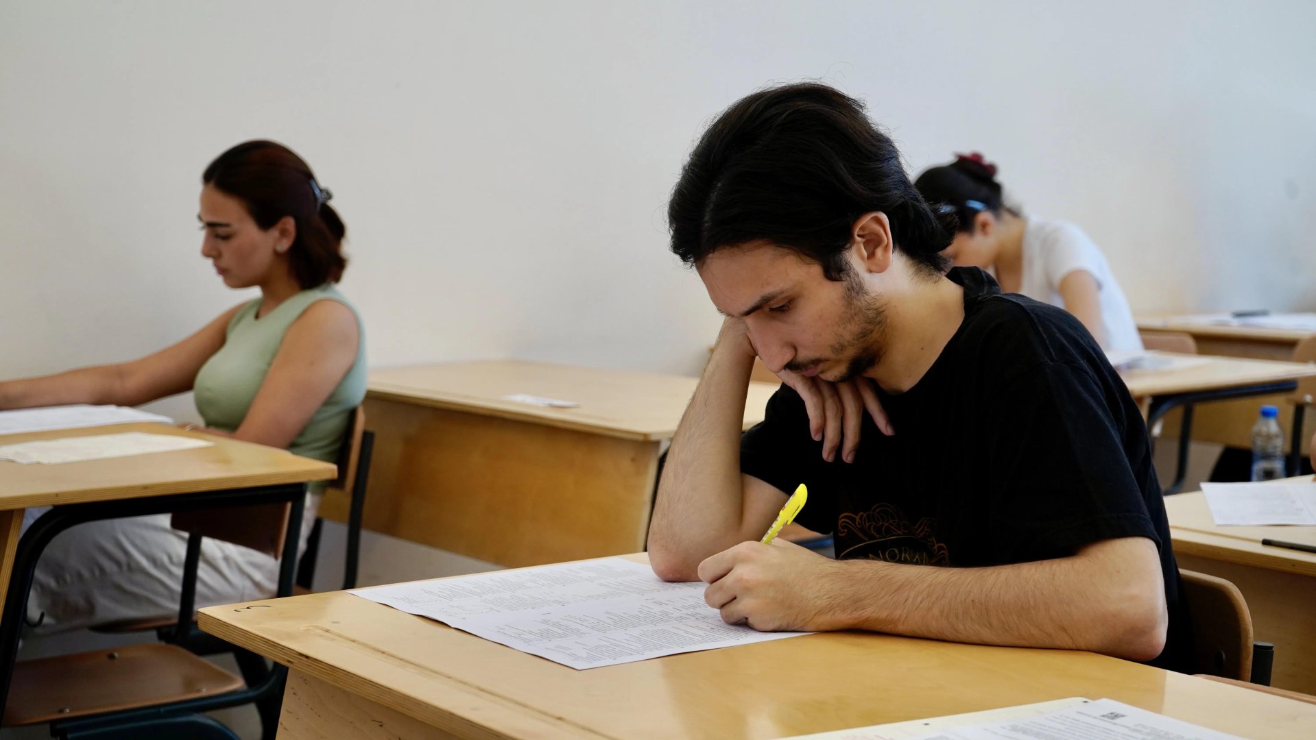 Rezidenturaya qəbul imtahanının birinci mərhələsi keçirilib (FOTO)