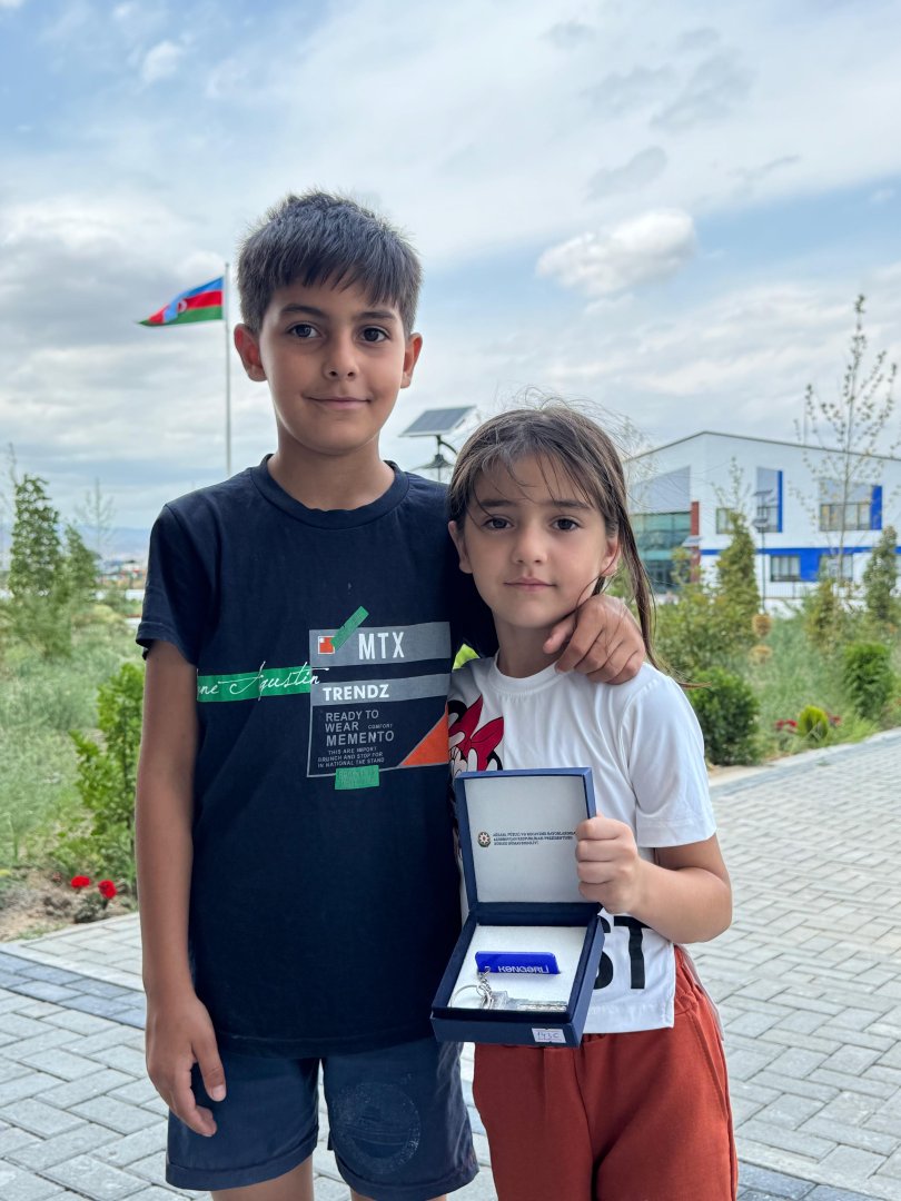 Köç karvanı Ağdamın Kəngərli kəndinə çatıb: 37 ailəyə evlərinin açarları təqdim edilib (FOTO)