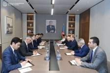 Ceyhun Bayramov Bobur Usmanovla İƏT-in 17-ci Zirvə Görüşünə hazırlığı müzakirə edib  (FOTO)