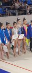 10 yaşlı gimnastın vətənpərvərlik nümayişi: Mətanət “Sarı Gəlin”ə sahib çıxdı (FOTO)