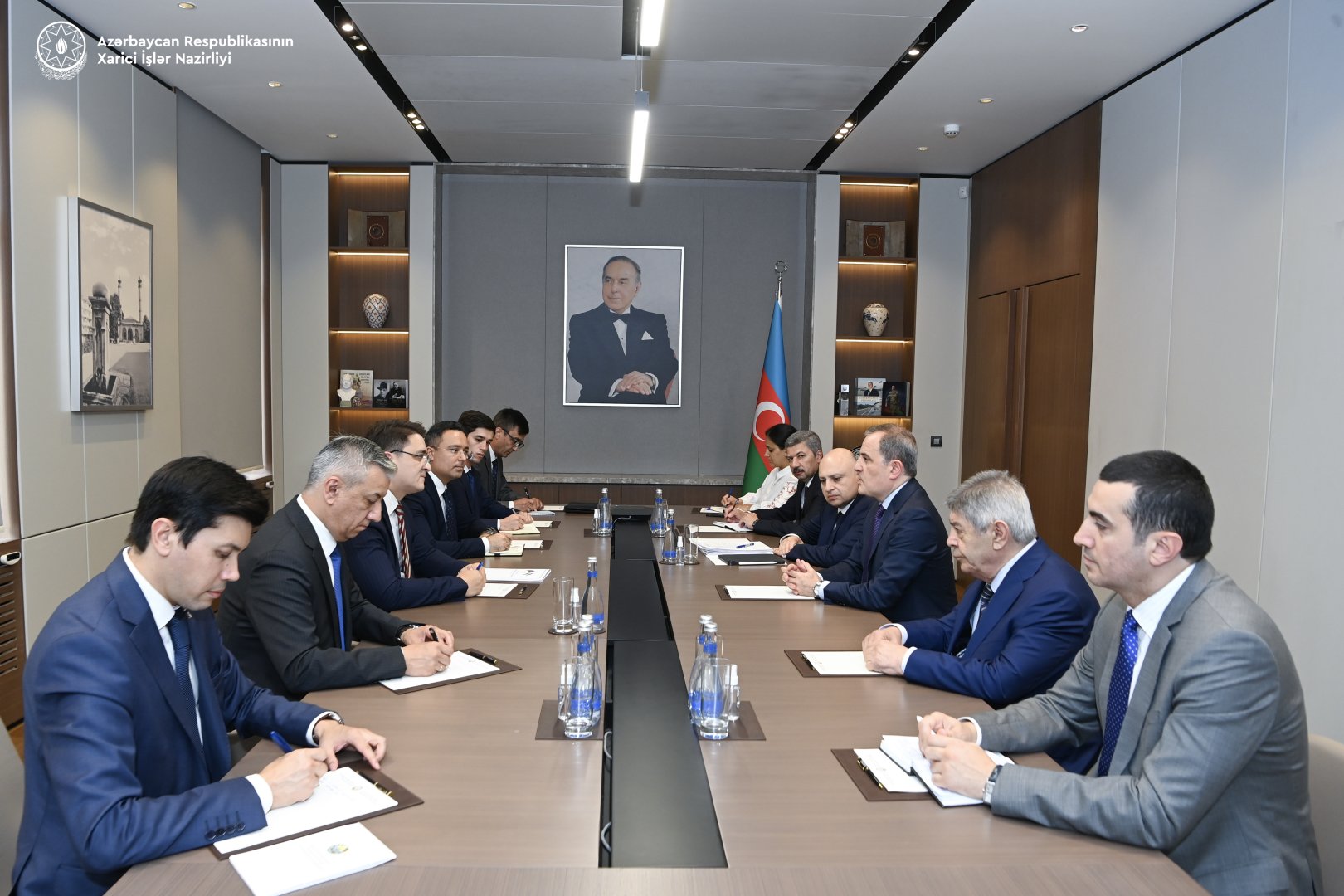 Azərbaycan və Özbəkistan arasında siyasi məsləhətləşmələr keçirilib, birgə layihələr müzakirə olunub (FOTO)