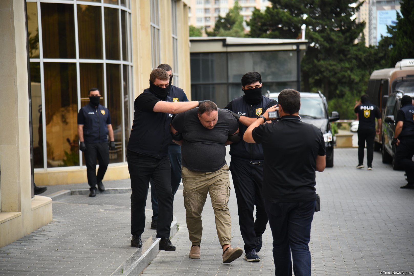 “Sputnik Azərbaycan”ın əməkdaşlarının saxlanılma görüntüləri (FOTO/VİDEO)