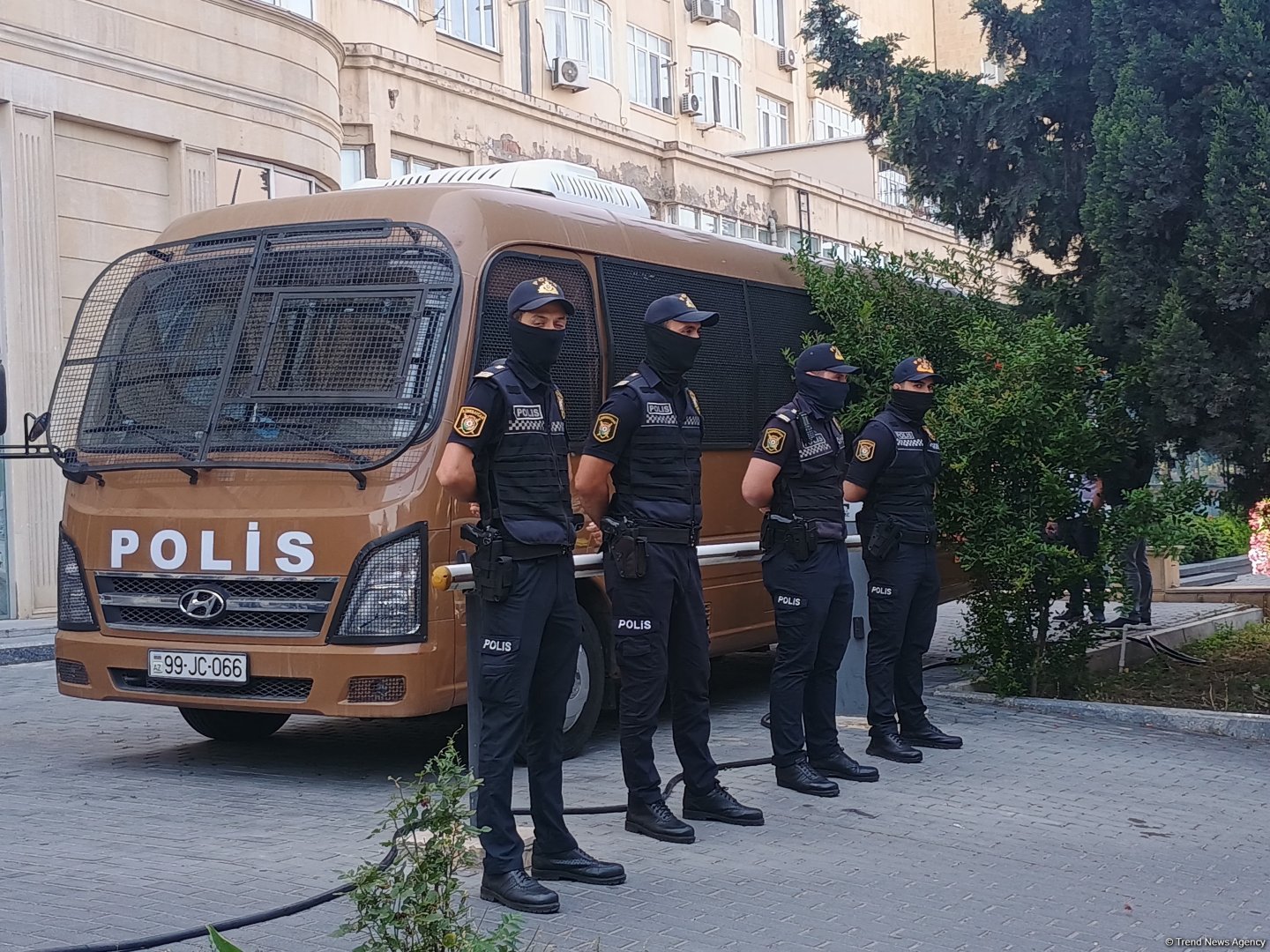 “Sputnik-Azərbaycan”ın ofisində əməliyyat keçirilir - RƏSMİ (FOTO/VİDEO)