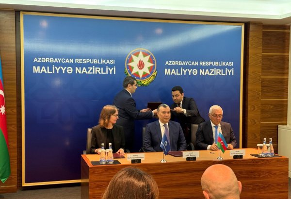 Azərbaycanla Dünya Bankı arasında kredit müqaviləsi imzalanıb (FOTO)