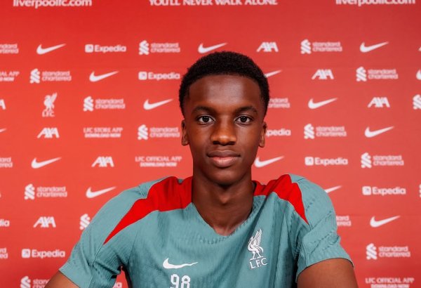 “Liverpul” Trey Nioni ilə yeni müqavilə imzalandığını açıqlayıb