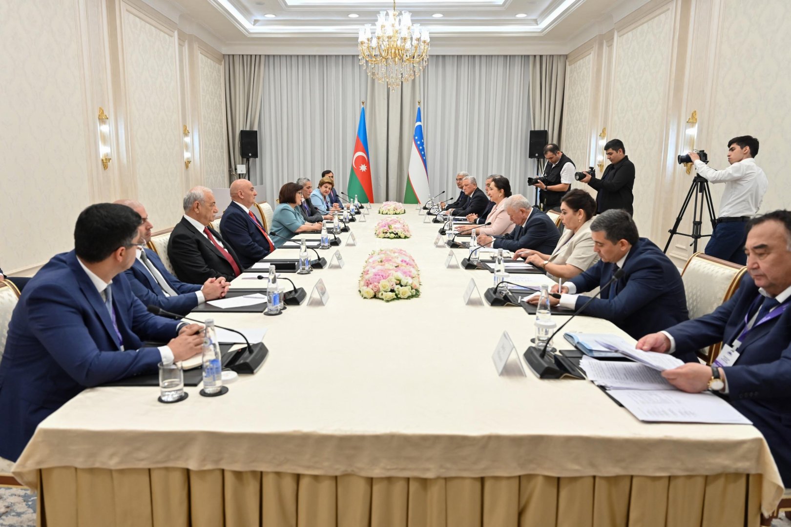 Azərbaycan və Özbəkistan arasında parlamentlərarası məsələlər müzakirə edilib