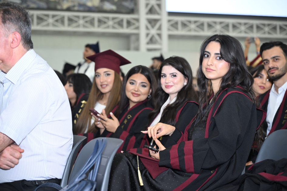 AzMİU-nun yaradılmasının 50-ci ilində təntənəli Məzun Günü — 2400-dən çox gənc yeni mərhələyə qədəm qoydu (FOTO)