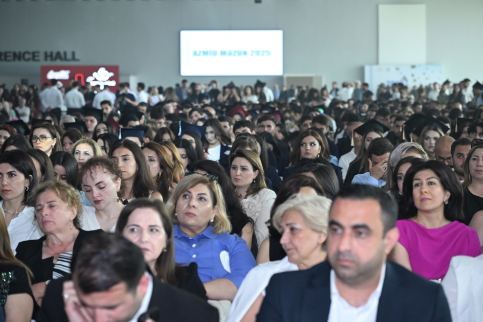 AzMİU-nun yaradılmasının 50-ci ilində təntənəli Məzun Günü — 2400-dən çox gənc yeni mərhələyə qədəm qoydu (FOTO)