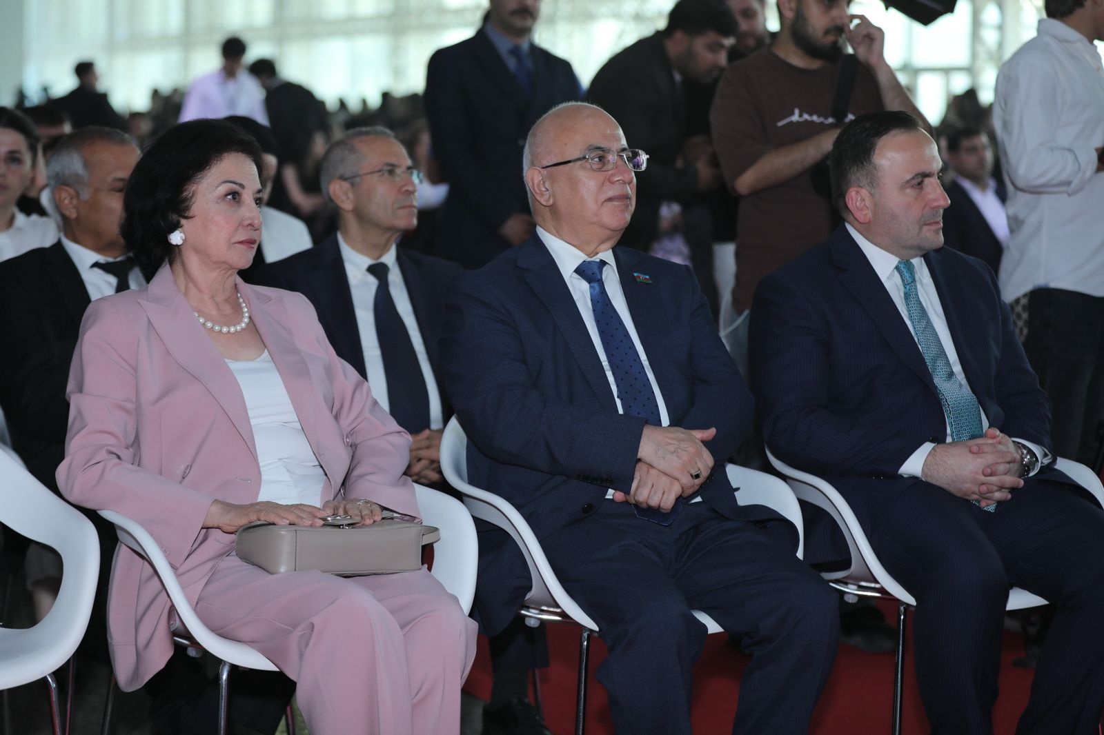 AzMİU-nun yaradılmasının 50-ci ilində təntənəli Məzun Günü — 2400-dən çox gənc yeni mərhələyə qədəm qoydu (FOTO)
