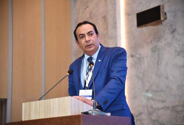 İƏT Ticarət-Sənaye palatasının prezidenti daha güclü iqtisadi strukturun yaradılmasının vacibliyi barədə danışıb