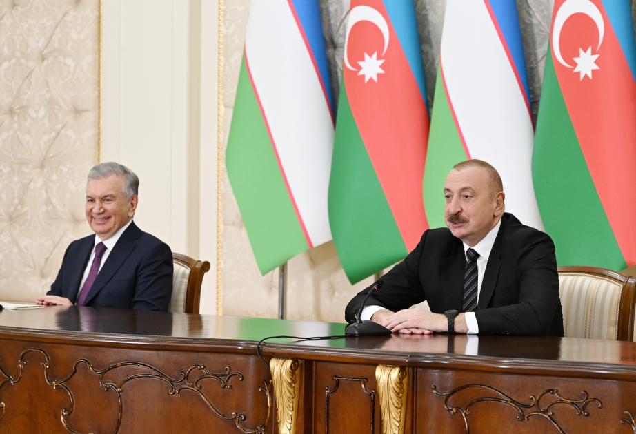 Prezident İlham Əliyev Özbəkistana investisiyaları prioritet adlandırıb