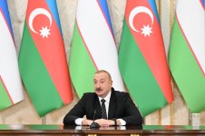 Prezident İlham Əliyev və Prezident Şavkat Mirziyoyev mətbuata bəyanatlarla çıxış ediblər (YENİLƏNİB) (FOTO/VİDEO)