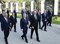 Prezidentlər İlham Əliyev və Şavkat Mirziyoyev Özbəkistanın Azərbaycandakı səfirliyinin yeni binasının açılışında iştirak ediblər (YENİLƏNİB) (FOTO/VİDEO)
