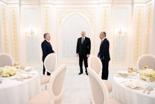 Prezidentlər İlham Əliyev və Şavkat Mirziyoyev Özbəkistanın Azərbaycandakı səfirliyinin yeni binasının açılışında iştirak ediblər (YENİLƏNİB) (FOTO/VİDEO)