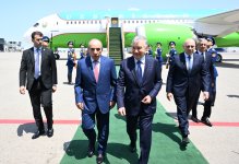 Özbəkistan Prezidenti Şavkat Mirziyoyev Azərbaycana dövlət səfərinə gəlib (FOTO)