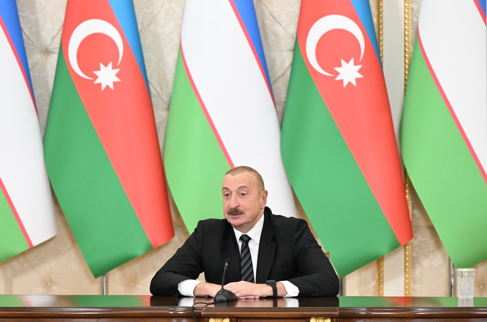 Prezident İlham Əliyev: Azərbaycan beynəlxalq arenada Özbəkistanın imicinin artmasına ürəkdən sevinir